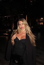 Ukrainian mail order bride Elena from London with blonde hair and blue eye color - image 2