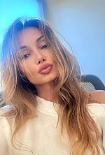 Ukrainian mail order bride Anna from Limassol with brunette hair and brown eye color - image 4