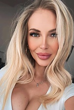 Ukrainian mail order bride Viktoria from Odesa with blonde hair and green eye color - image 5
