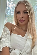 Ukrainian mail order bride Viktoria from Odesa with blonde hair and green eye color - image 7
