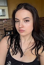 Ukrainian mail order bride Inna from Kropivnitskiy with black hair and brown eye color - image 7