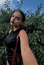 Ukrainian mail order bride Inna from Kropivnitskiy with black hair and brown eye color - image 5