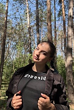 Ukrainian mail order bride Inna from Kropivnitskiy with black hair and brown eye color - image 3