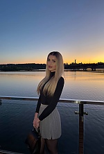 Ukrainian mail order bride Mariia from Rome with blonde hair and green eye color - image 6