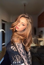 Ukrainian mail order bride Oleksandra from Kyiv with light brown hair and green eye color - image 7