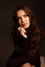 Ukrainian mail order bride Victoriia from Zaporizhzhya with light brown hair and brown eye color - image 3