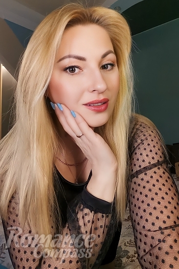 Ukrainian mail order bride Larysa from Dnipro with blonde hair and brown eye color - image 1