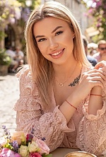 Ukrainian mail order bride Yulia from Vienna with blonde hair and hazel eye color - image 9
