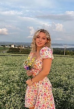 Ukrainian mail order bride Mariya from Yuzhne with blonde hair and hazel eye color - image 3