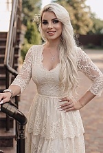 Ukrainian mail order bride Elena from Valencia with blonde hair and brown eye color - image 2