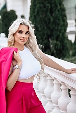 Ukrainian mail order bride Elena from Valencia with blonde hair and brown eye color - image 4