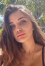 Ukrainian mail order bride Anna from Kyiv with light brown hair and green eye color - image 3