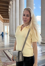 Ukrainian mail order bride Kira from Rome with blonde hair and brown eye color - image 8