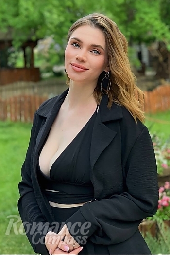 Ukrainian mail order bride Iryna from Odesa with light brown hair and green eye color - image 1