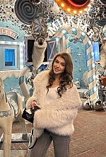 Ukrainian mail order bride Milla from Kyiv with light brown hair and green eye color - image 4