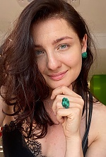 Ukrainian mail order bride Elena from Kyiv with light brown hair and green eye color - image 2