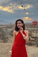Ukrainian mail order bride Elena from Kyiv with light brown hair and green eye color - image 6