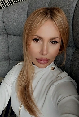 Nadiia, 47 y.o. from Kyiv, Ukraine