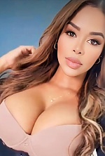 Ukrainian mail order bride Carolina from Bogotá with brunette hair and brown eye color - image 6