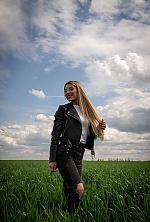 Ukrainian mail order bride Tatiana from Poltava with blonde hair and hazel eye color - image 13