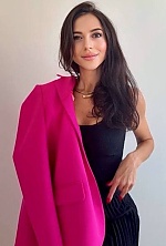 Ukrainian mail order bride Anastasia from Sofia with black hair and brown eye color - image 4