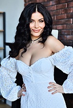 Ukrainian mail order bride Oksana from Kyiv with light brown hair and green eye color - image 5