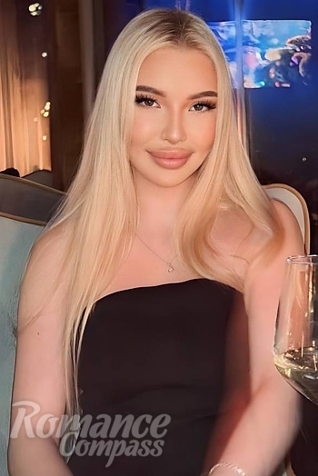 Ukrainian mail order bride Vladyslava from Odesa with blonde hair and green eye color - image 1