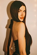 Ukrainian mail order bride Uliana from Stockholm with black hair and brown eye color - image 5