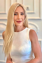 Ukrainian mail order bride Alla from Chicago with blonde hair and blue eye color - image 4