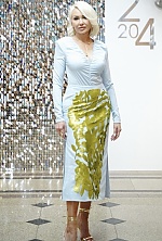 Ukrainian mail order bride Yulia from Milan with blonde hair and green eye color - image 9