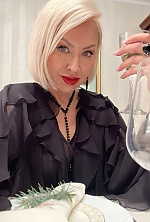 Ukrainian mail order bride Yulia from Milan with blonde hair and green eye color - image 8