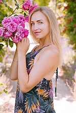 Ukrainian mail order bride Valentyna from Tarnov with light brown hair and blue eye color - image 10