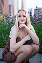 Ukrainian mail order bride Irina from Houston with blonde hair and blue eye color - image 2