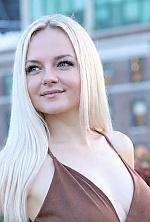 Ukrainian mail order bride Irina from Houston with blonde hair and blue eye color - image 11