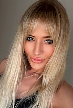 Ukrainian mail order bride Kateryna from Turin with blonde hair and blue eye color - image 5