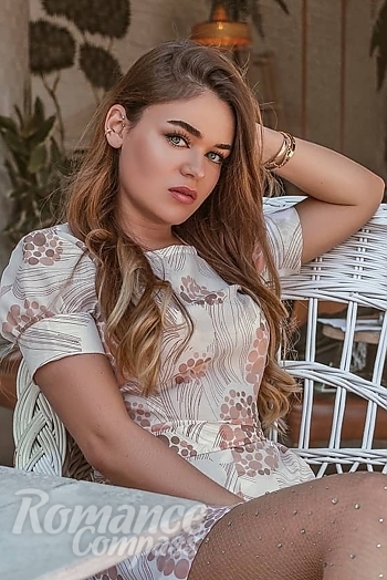 Ukrainian mail order bride Thea from Novi Sad with blonde hair and blue eye color - image 1