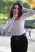 Ukrainian mail order bride Viktoria from Kyiv with brunette hair and brown eye color - image 6