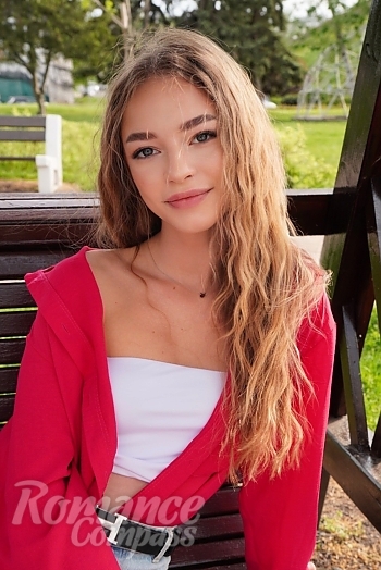 Ukrainian mail order bride Ilona from Cherkasy with blonde hair and green eye color - image 1