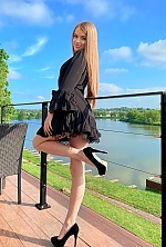 Ukrainian mail order bride Olena from Rivne with light brown hair and brown eye color - image 6