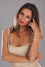 Ukrainian mail order bride Mirjana from Novi Sad with brunette hair and brown eye color - image 7