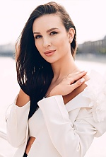 Ukrainian mail order bride Olga from Dubai with brunette hair and brown eye color - image 9