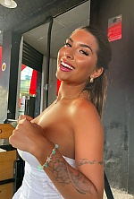 Ukrainian mail order bride Isabela from Rio de Janeiro with brunette hair and black eye color - image 17