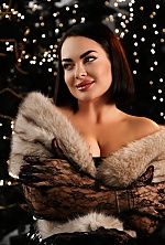 Ukrainian mail order bride Oksana from Kharkiv with auburn hair and green eye color - image 6