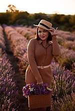 Ukrainian mail order bride Oksana from Kharkiv with auburn hair and green eye color - image 7