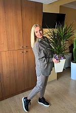 Ukrainian mail order bride Elizaveta from Barcelona with blonde hair and brown eye color - image 4