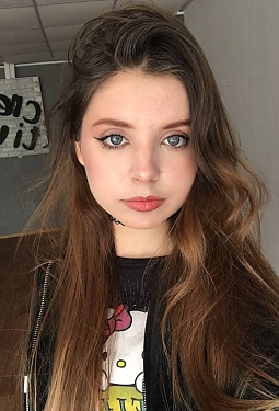 Karina, 18 y.o. from Kryvyi Rih, Ukraine