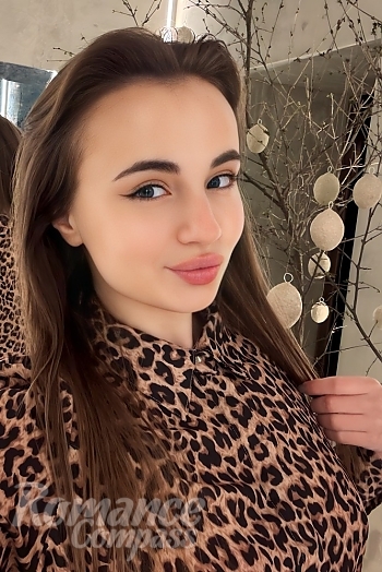 Ukrainian mail order bride Anastasiia from Chernihiv with light brown hair and grey eye color - image 1
