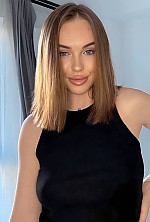 Ukrainian mail order bride Oleksandra from Bucharest with light brown hair and blue eye color - image 3