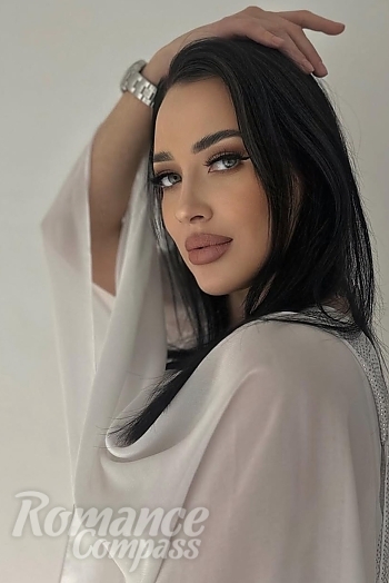 Ukrainian mail order bride Evgeniya from Miami with black hair and grey eye color - image 1