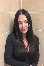 Ukrainian mail order bride Svitlana from Milan with black hair and black eye color - image 14